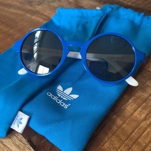 Womens Adidas Sunglasses retro round style NWOT